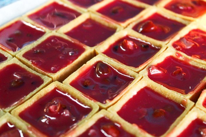 Pink Praline Mini Tart Recipe Simply Lovely